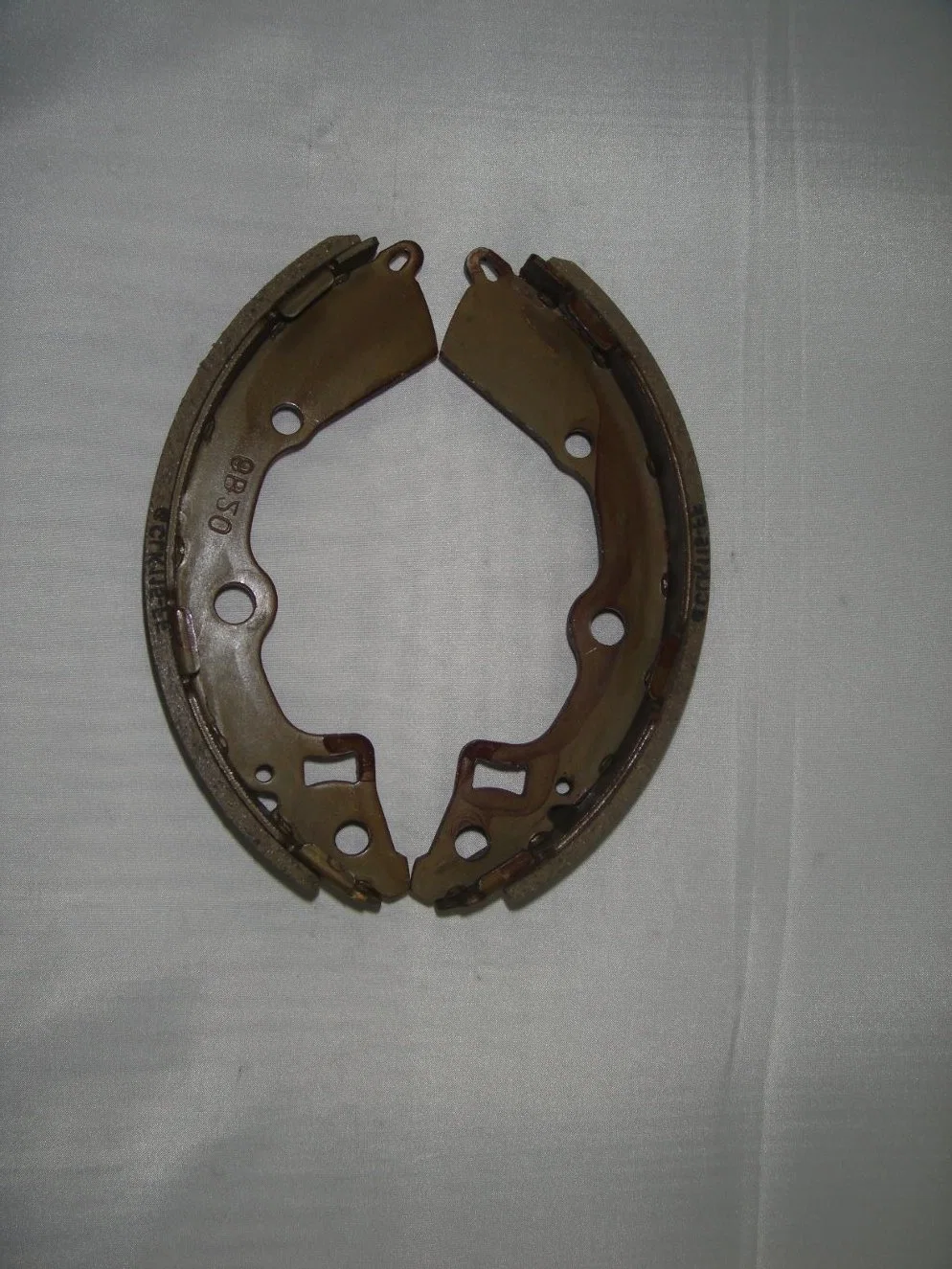 China Manufacture Auto Part Disc Spare Brake Shoe Semi for K8841