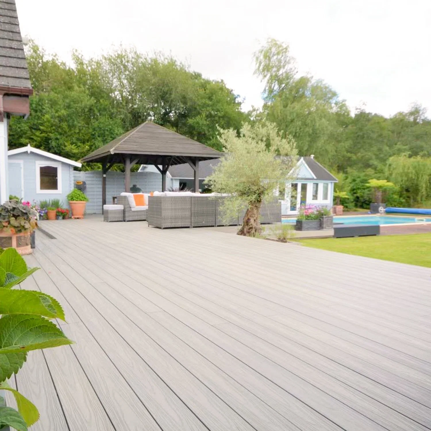 Hot Selling Bamboo Wood Plastic Composite Deck Eco-Friendly WPC Floor