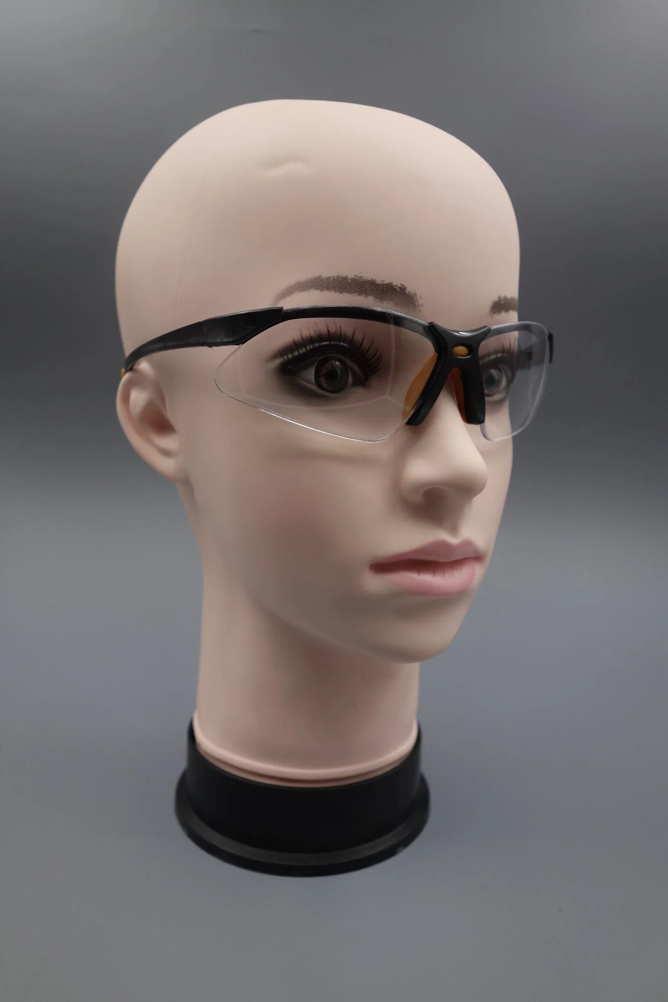 Anti-Fog Protective Glasses for Light Curing