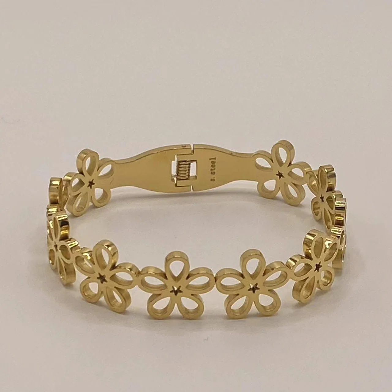 Fashion Snake Shaped Stainless Steel Bracelet Gold Color Fadeless Diamond Inlaid Bracelet