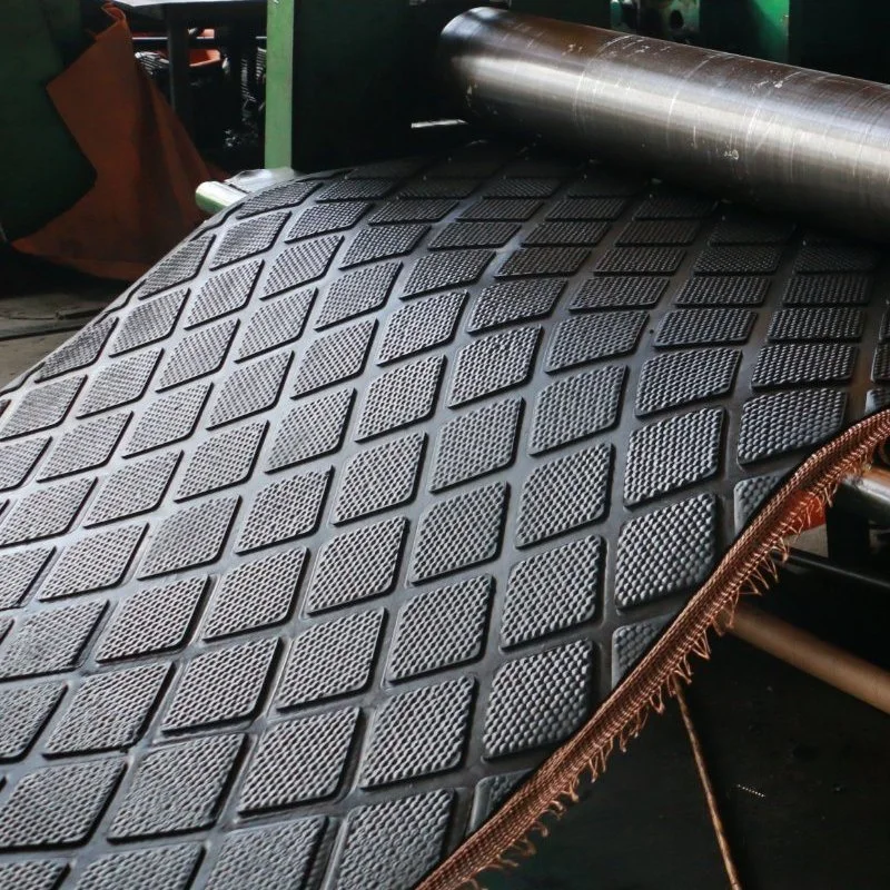 Factory Manufacture Anti-Slip Black Cow Rubber Mat /Horse Stable Stall Rubber Matting