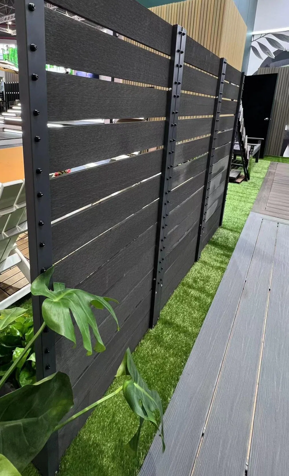 Wholesale Durable Waterproof WPC Fencing Outdoor Garden Privacy Composite Fence