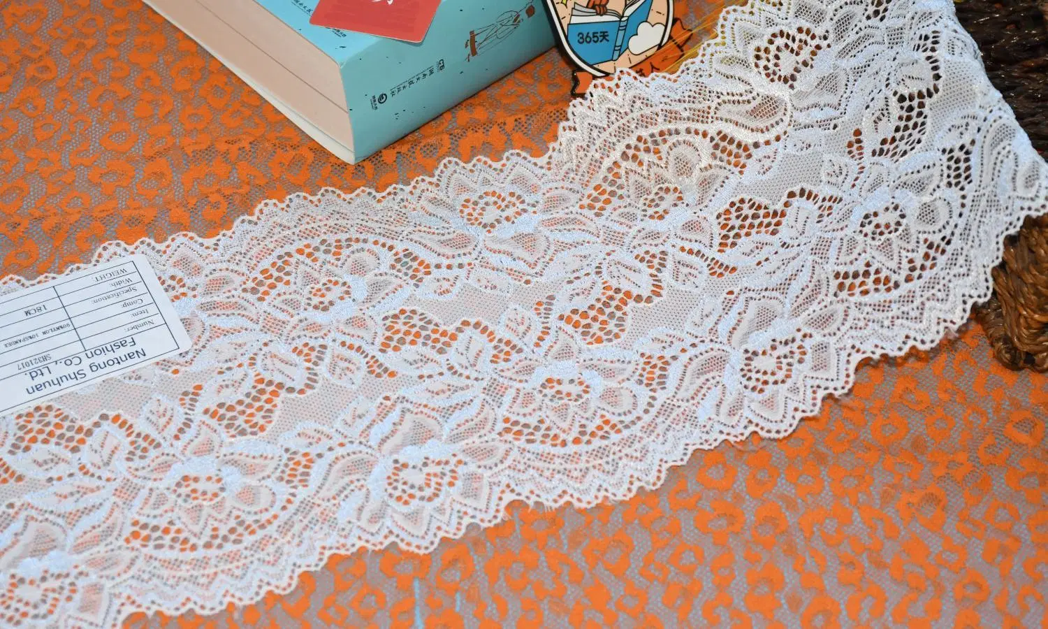 90%Nylon 10%Elastane Stretch Lace Trim Fabric for Wedding Dress