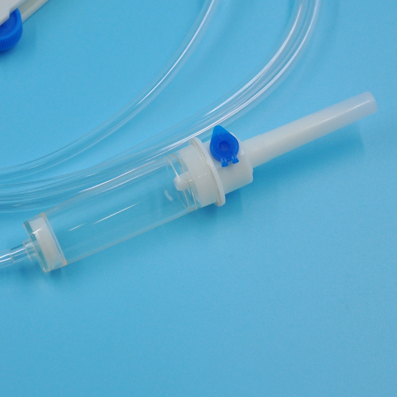 Disposable Medical Supplies Professional Manufacturer Infusion Set Vented Plastic Spike with Standard Chamber or Luer Lock