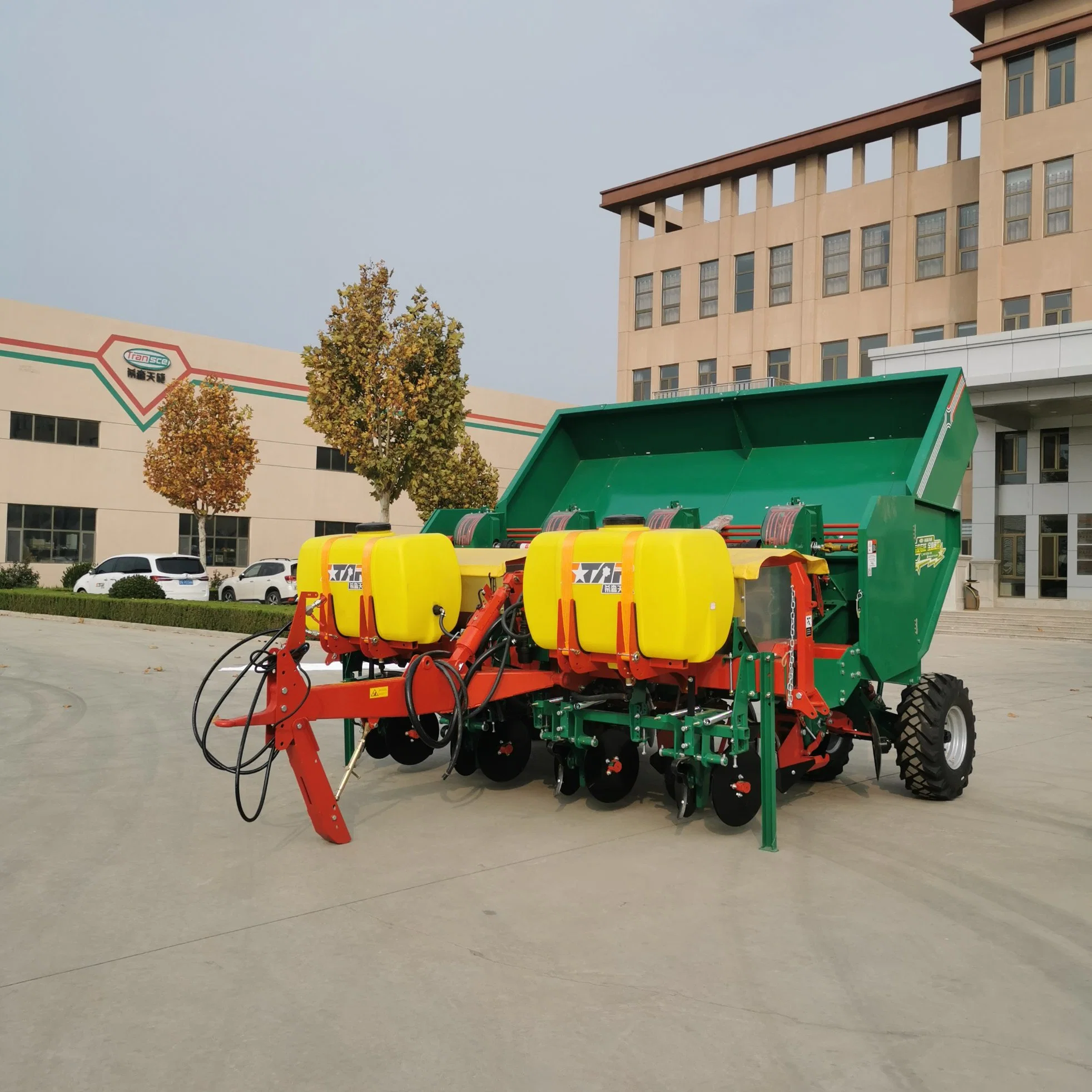 Large Area Mechanized Potato Seeder Machine Big High Efficiency Potato Precision Planter