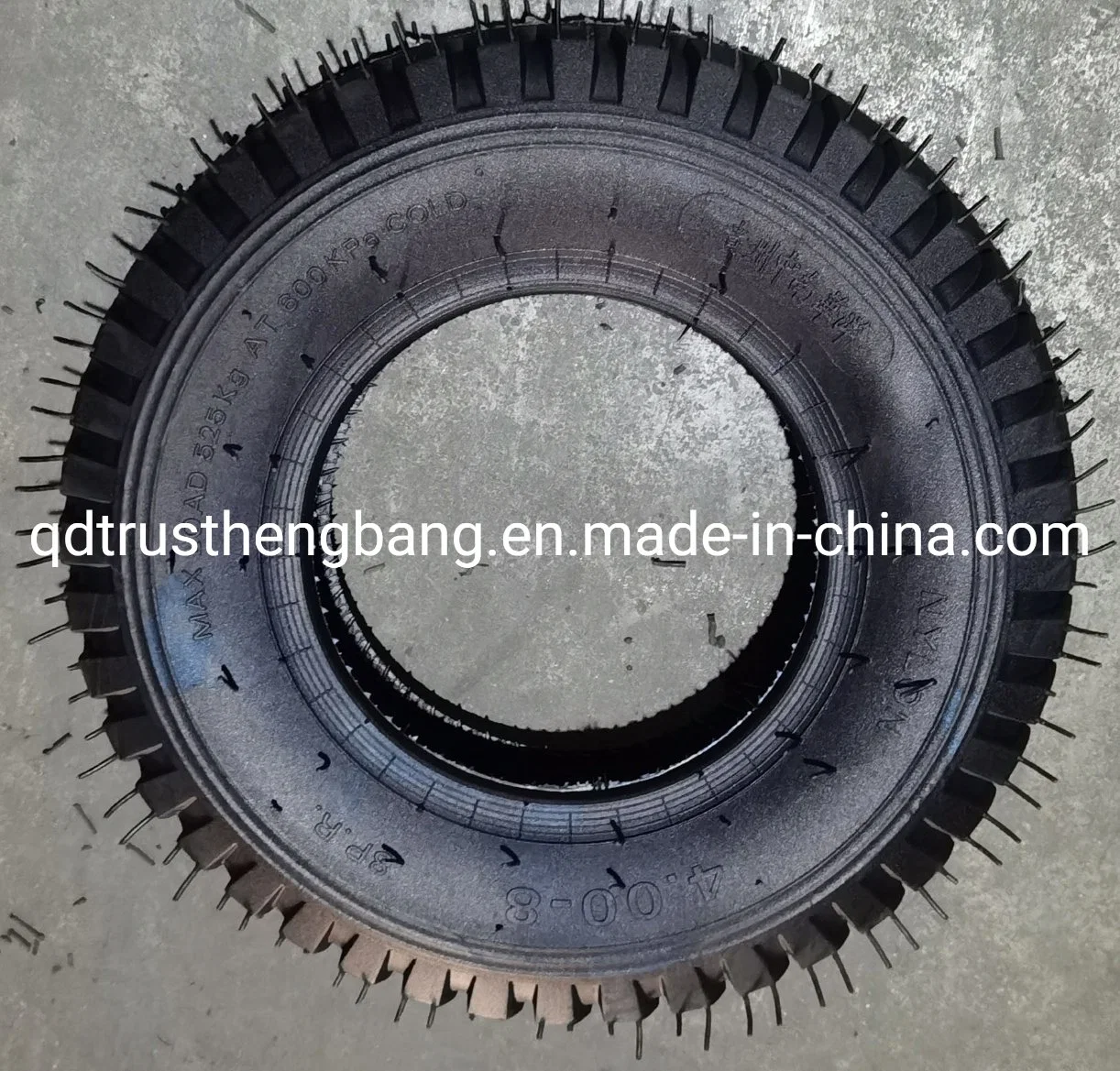 Wheelbarrow Lug Pattern Farm Tyre 400-8