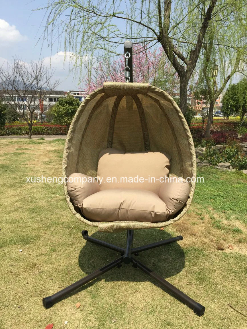 Pátio com jardim popular cadeira giratória com Textilene Ovo