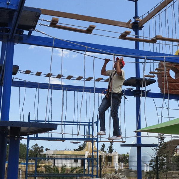 Curso de cuerda Alta personalizado atracción divertida Parque de Aventura al Aire libre Grande Entretenimiento