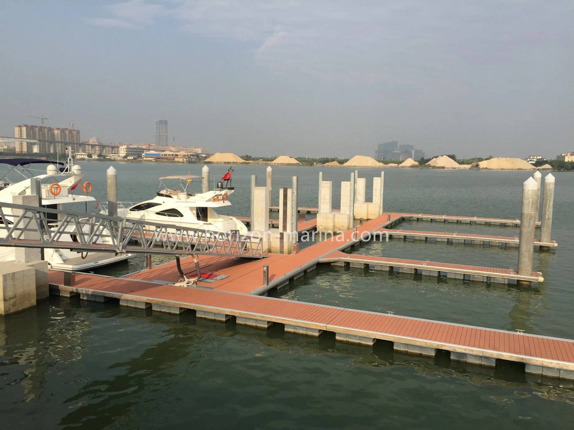 Direct From Factory Good Price Aluminium Pontoon Marine Floating Dock