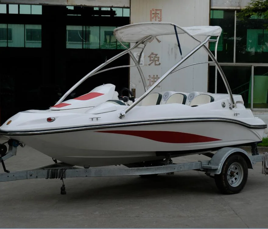 4.4m Speed Sport Luxury Motor Fishing Boat/Yacht with 4 People for Sale From China