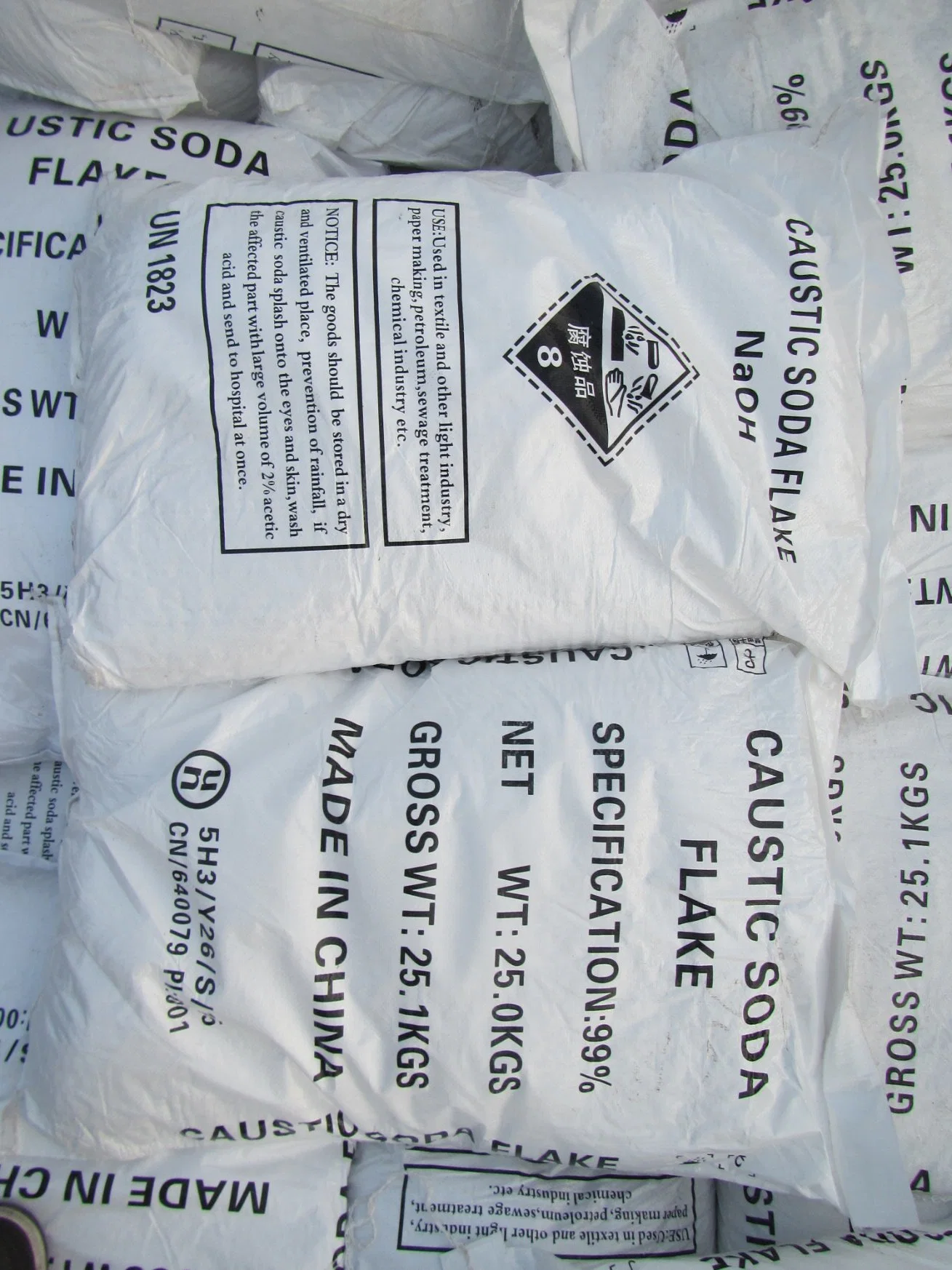 Premium Quality Industrial Grade Chemicals Raw Material Naoh 98% 99% Caustic Soda