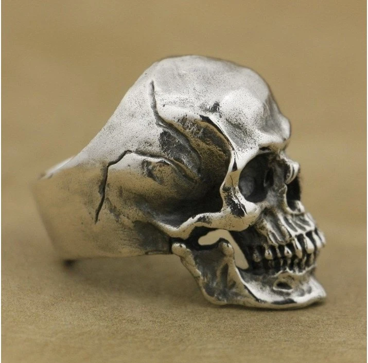 Bague crâne européenne et américaine vintage pour Halloween, fissure fantôme tête de mort, bague en rubis rock pour homme.