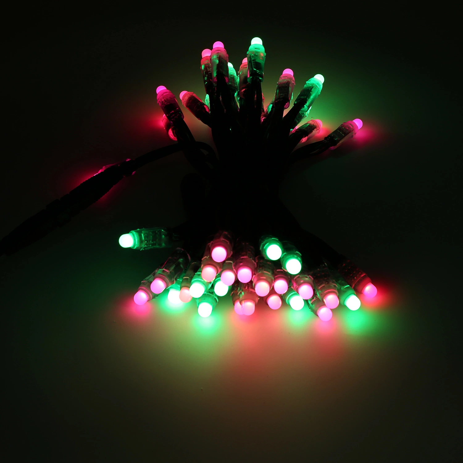 LED Bullet Pixel Point String Ws2811 عنوان خارجي مقاوم للمياه لـ ديكور عيد الميلاد