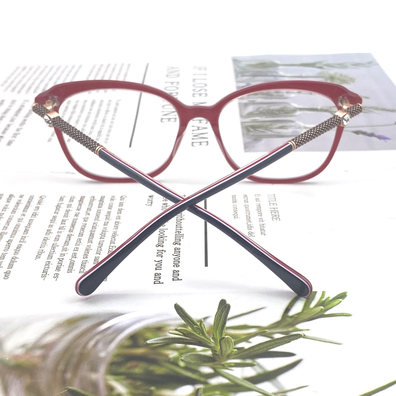 China Wenzhou Factory Women Eyeglasses Frame with Stone