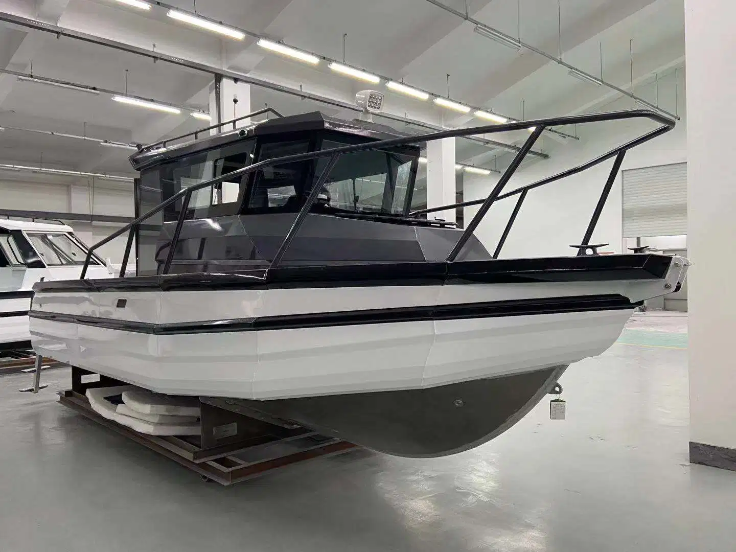 Barco de pesca de aluminio de 25 pies de cómo los modelos de venta de barcos