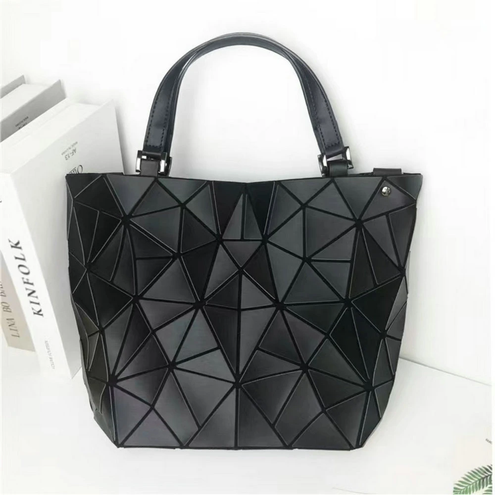 Luminous Holographic Reflective Hand Bag Geometric Hand Bag, Sling Bag and Purse Set Wyz18547