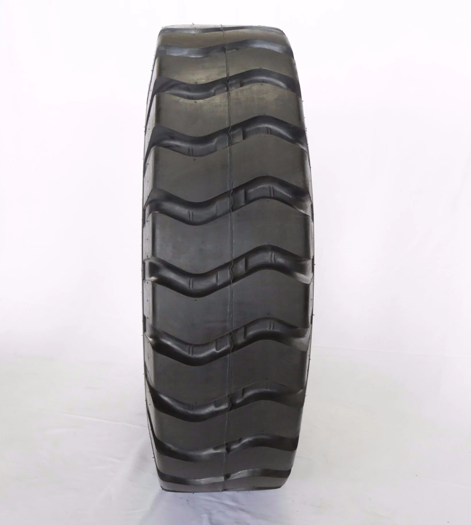 L3 Pattern 23.5-25 Nylon OTR Tire