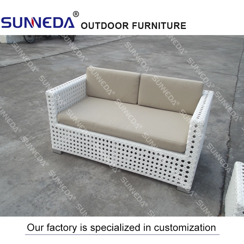 Luxury Elegance Design Garden Furniture Aluminum Coffee Table Outdoor Rattan Patio Sofa