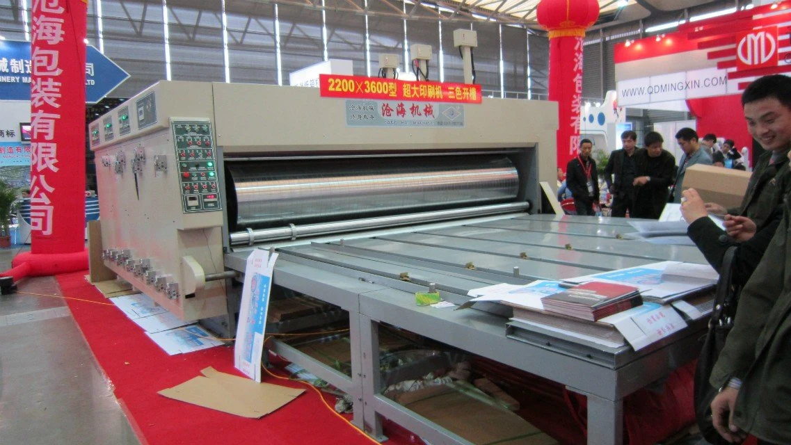 Alimentación manual Caja de cartón de papel de la máquina de corte con troquel rotativo en China