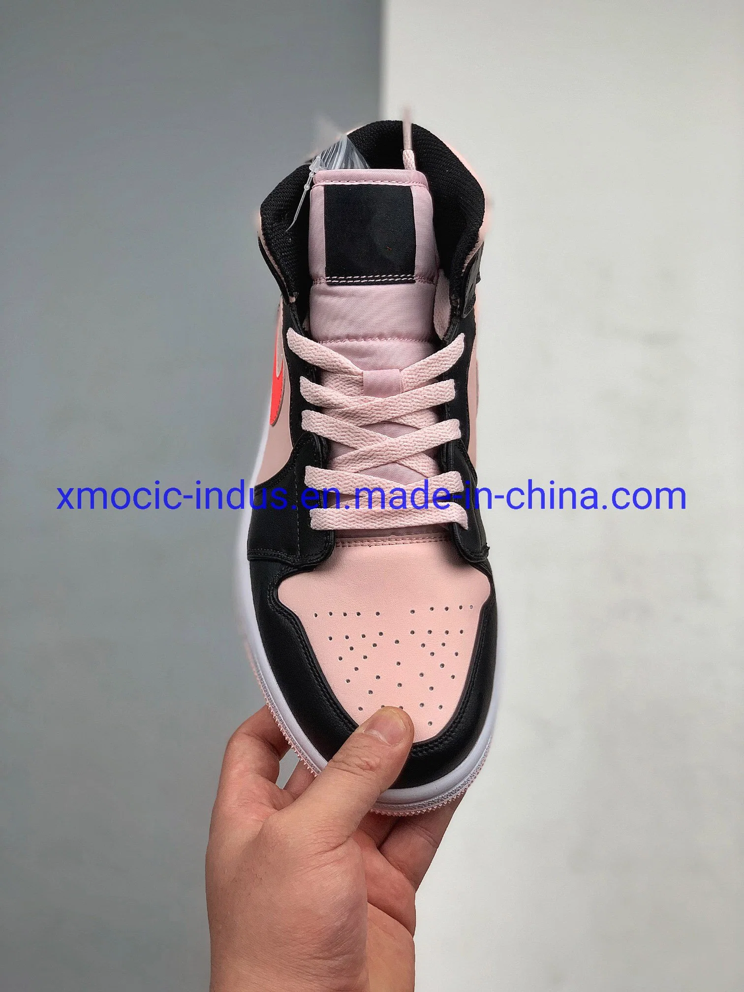 Custom Logo Rubber Outsole Trainers Designer Retro Casual Shoes Sneakers Basketball Shoes for Men Putian Shoes