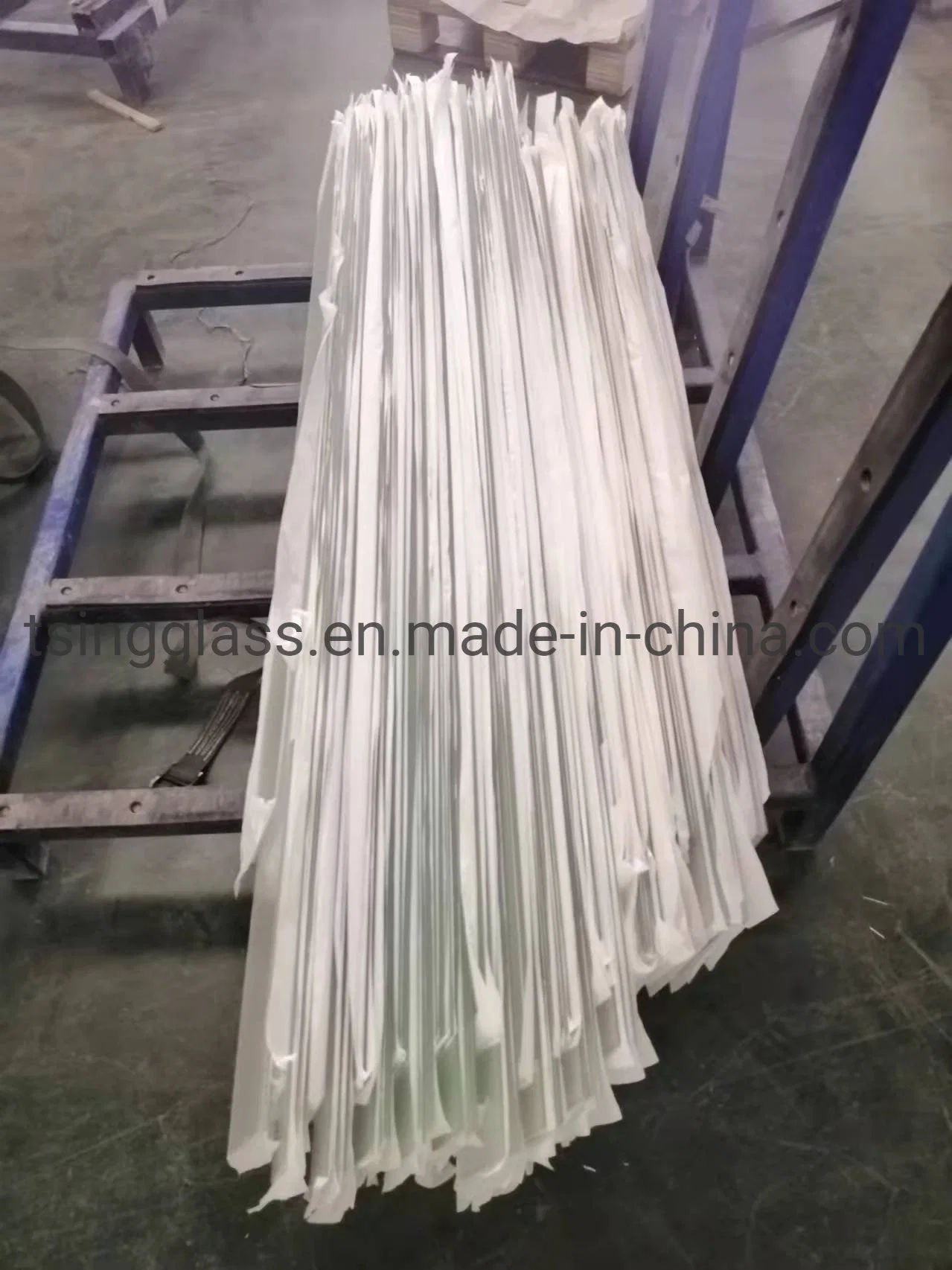 2/3.2/4mm Hight Light Transmittance Clear/Low-Iron Prismatic/Matt, Matt/Matt Ar Coating Tempered Solar Glass for Solar Panels/PV Modules/BIPV/Thermal Collectors