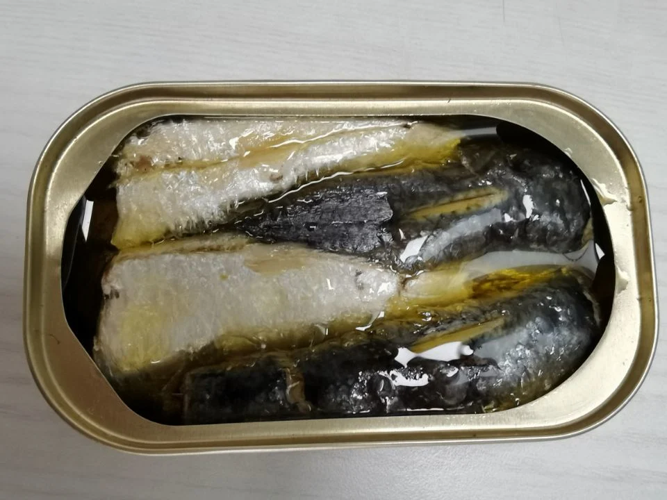 Canned Sardine with Tomato Sauce & in Vegetable Oil