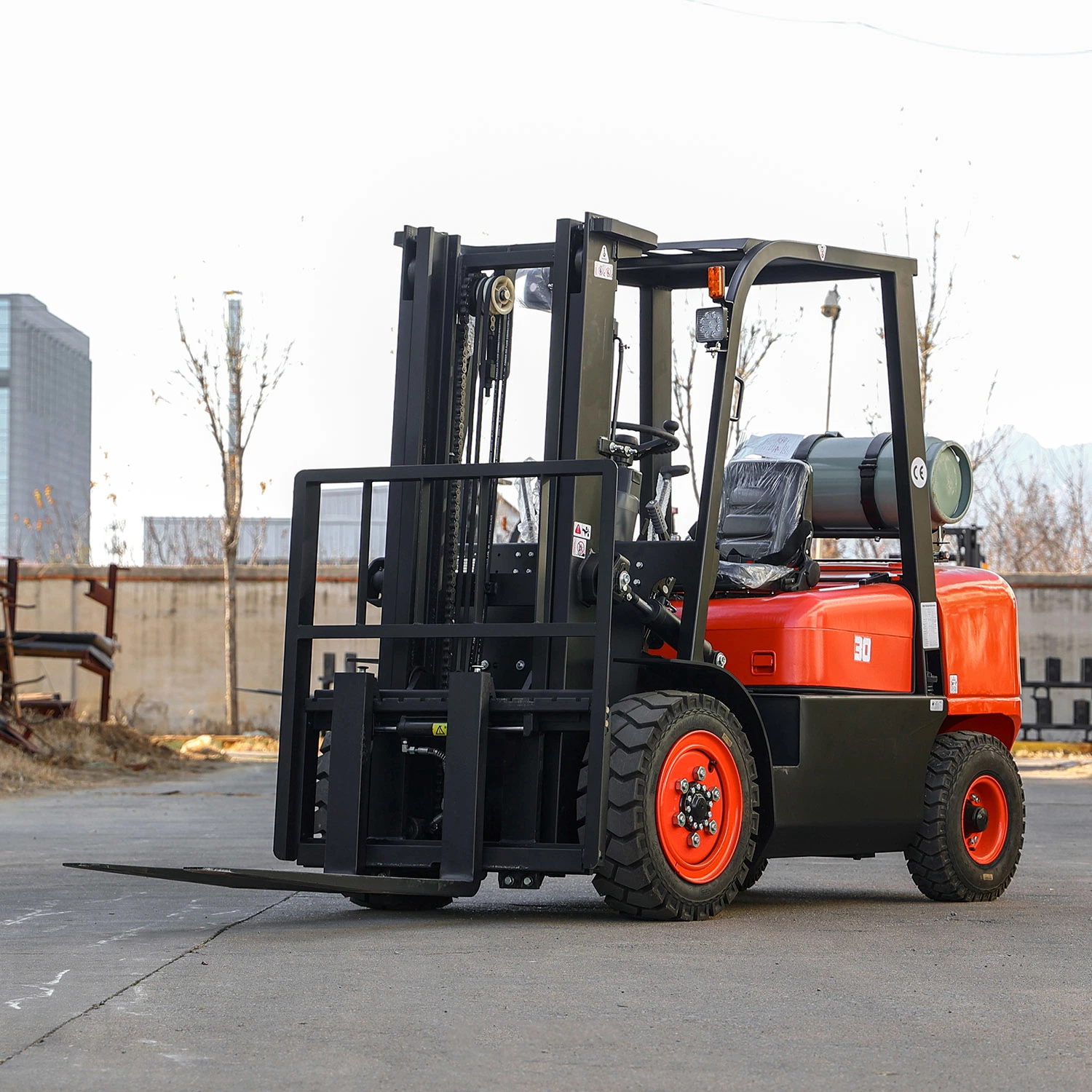 3 toneladas de combustible de motor importado Forklift/LPG Forklift en venta