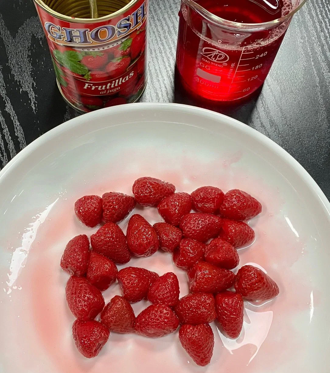 China Health Food Canned Strawberry in Syrup