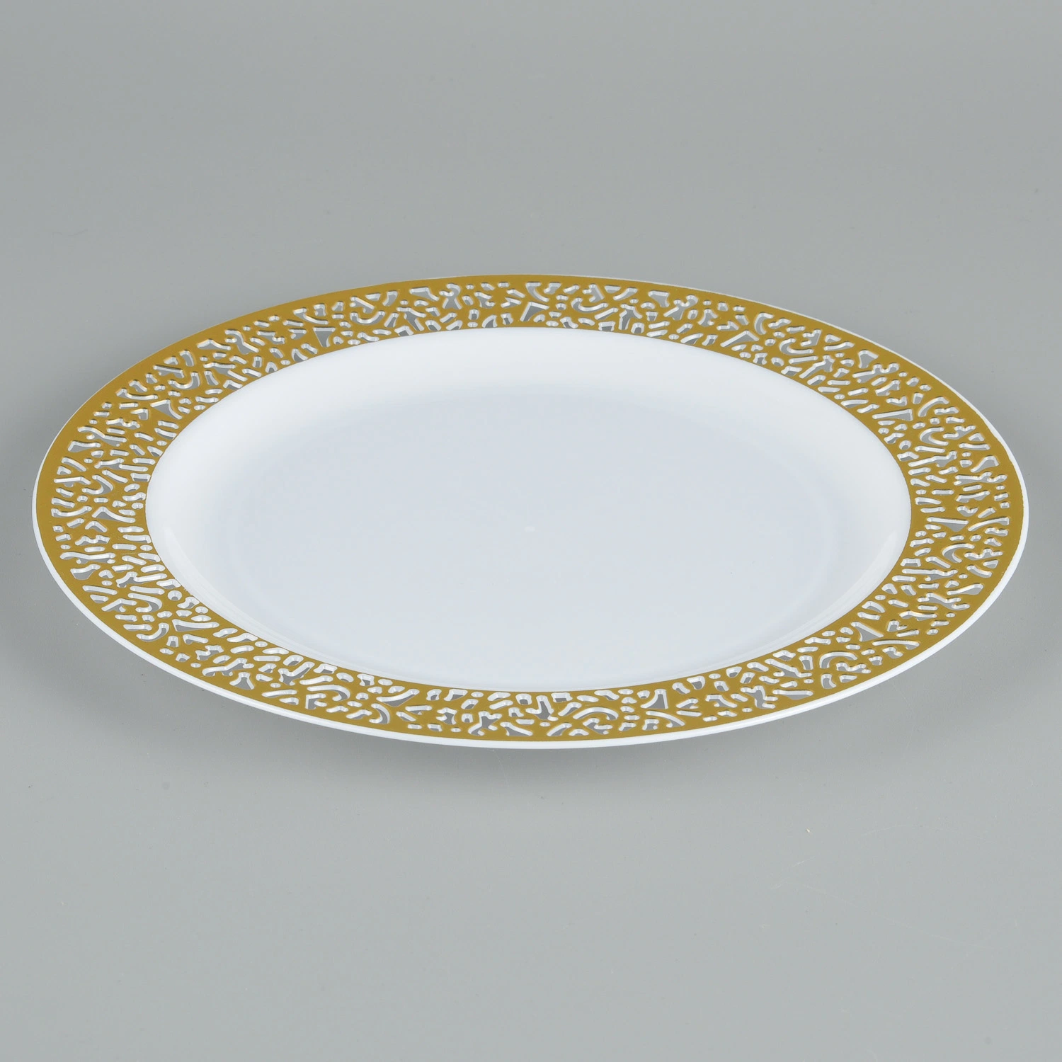 Wholesale/Supplier Dinnerware Elegant Gold Wedding Dinner Plates Set Disposable Plastic Plates for Party