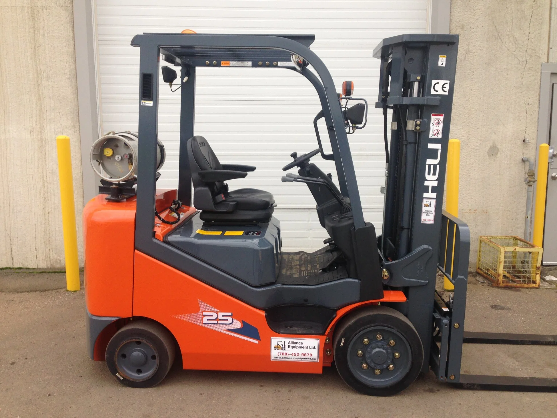 Heli 2.5 Tons Heavy Duty Diesel Forklift Cpcd25