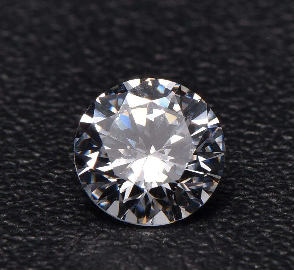 Brilliant Pure Round CZ Gemstone for Wedding Ring