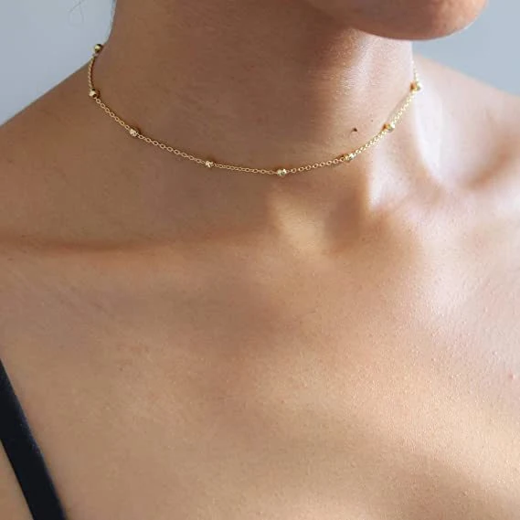 La moda de la cadena satelital colgante, collar de cordón de Lava dulce Joyería para Mujeres que llevaban con capa