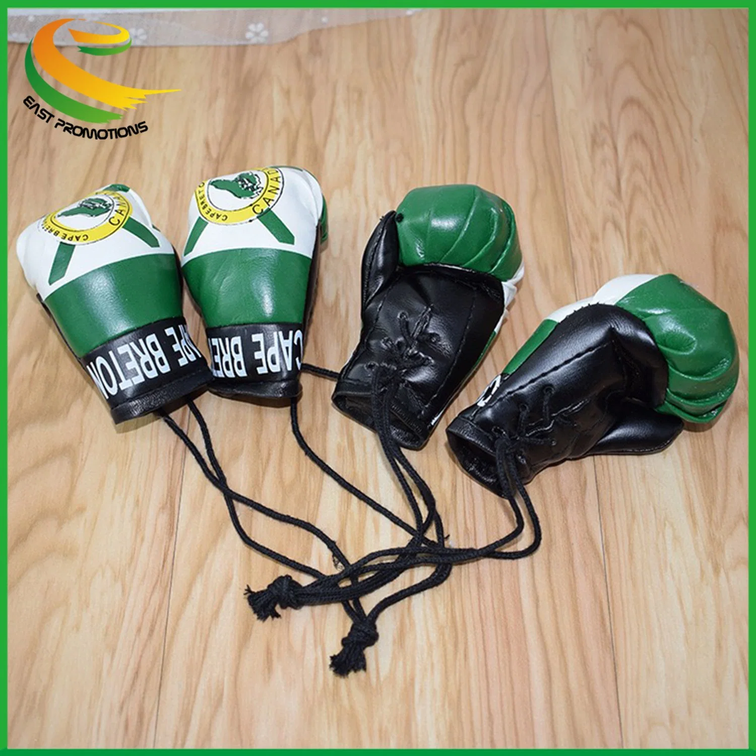 Manufacturer Customized Logo Printed PU Leather Keychain, Mini Boxing Gloves Keyring for Car Hang Decorations