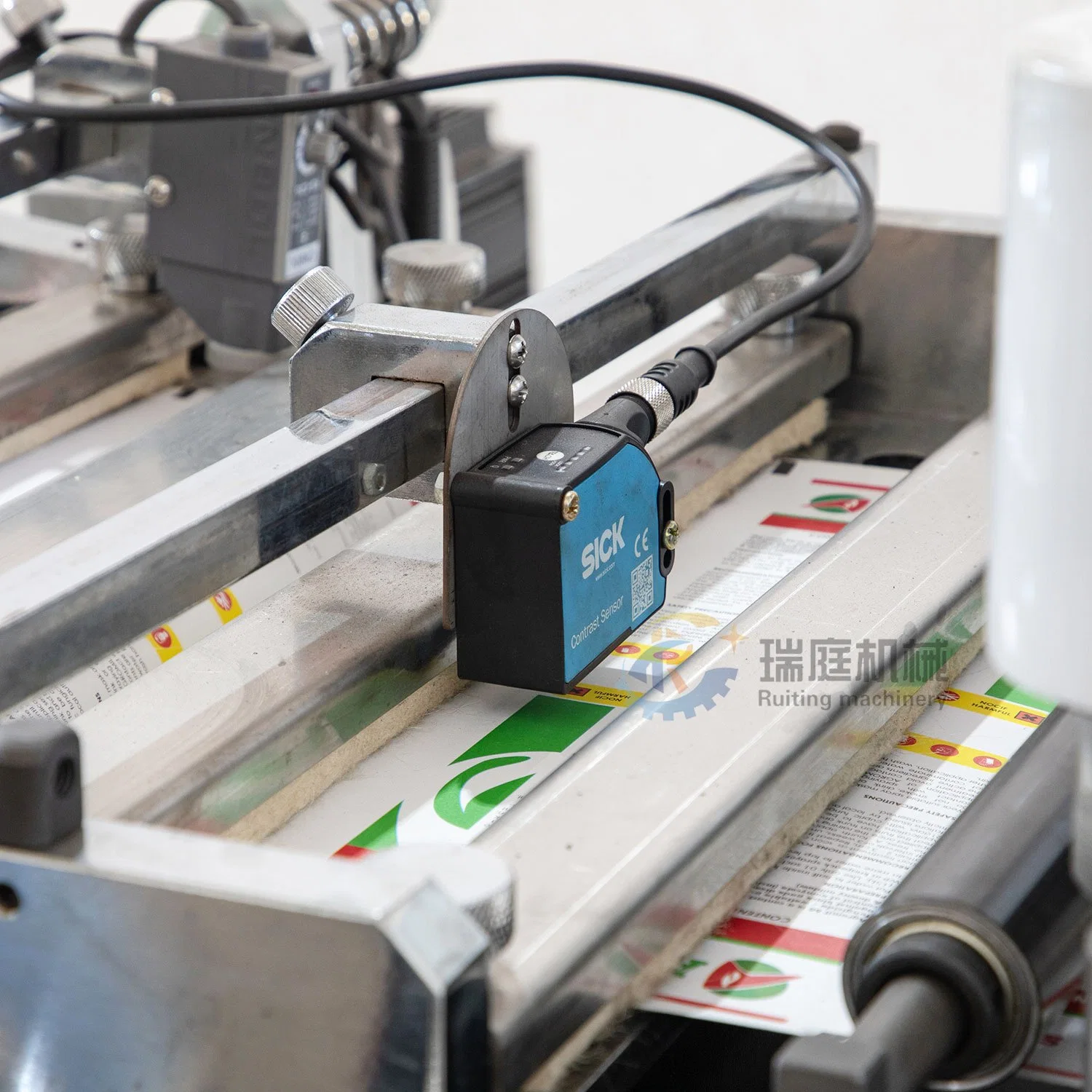 Automatic Roll to Roll Paper Flat Bed Label Die Cutting Machine for Sticker Labels