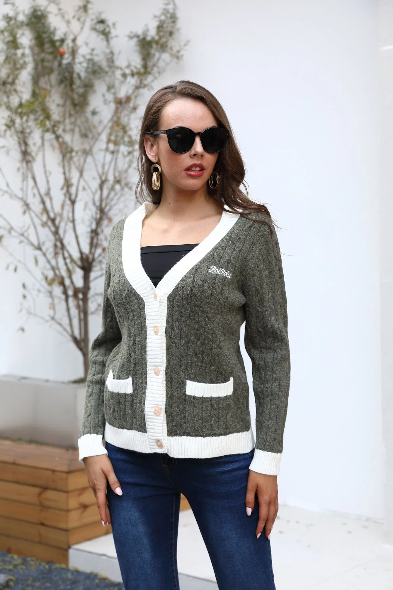 Damen Pullover V-Ausschnitt Lässig Strickjacke Pullover Mäntel Bekleidung Stock