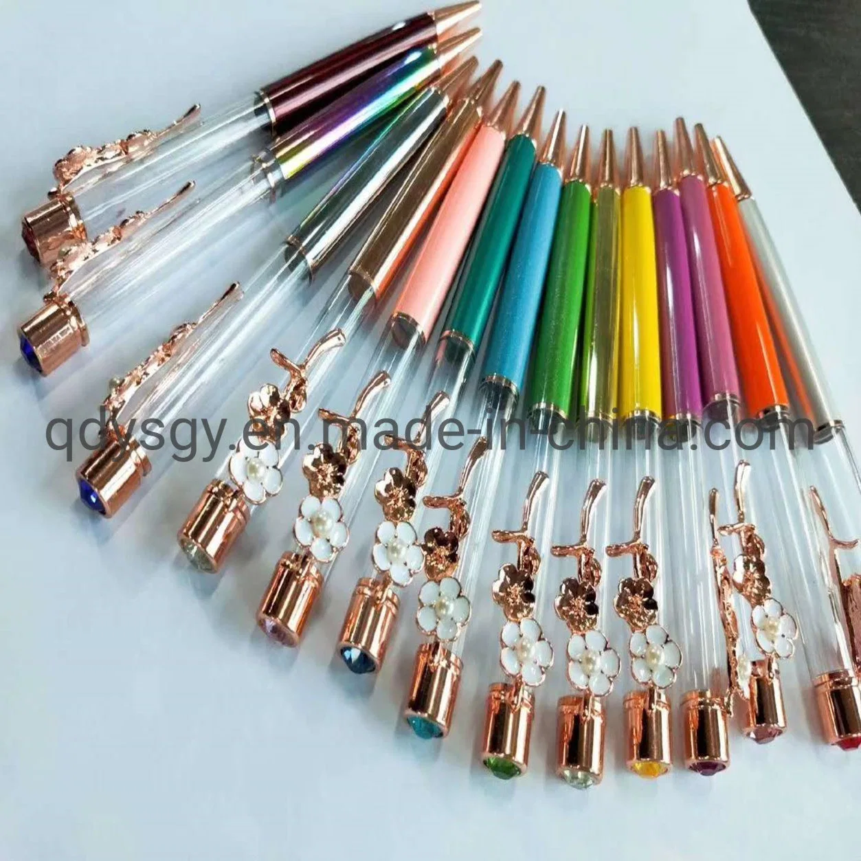 Metal Ball Pen with Amazing Oil for Office Supply Stationery