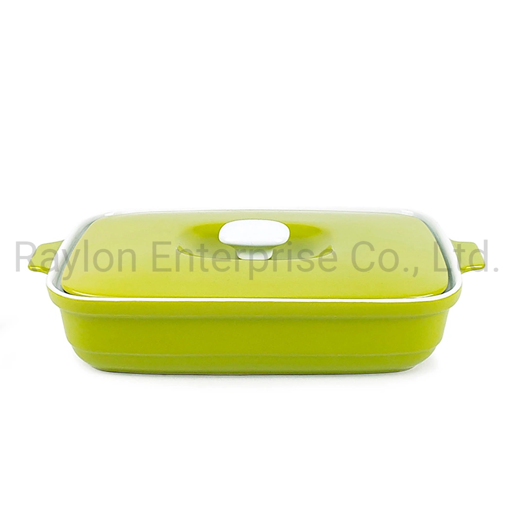 New Design Classic Glossy Finish Solid Color Green Ceramic Bakeware Set with Lid