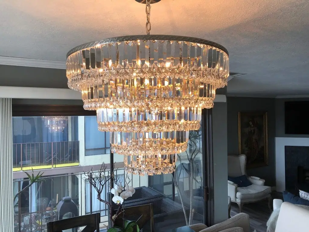 Círculo de luxo de fábrica de Zhongshan lustre em vidro Foyer Decoração de parede LED brilhante de lavado Tecto Lâmpada pendente para a sala de estar