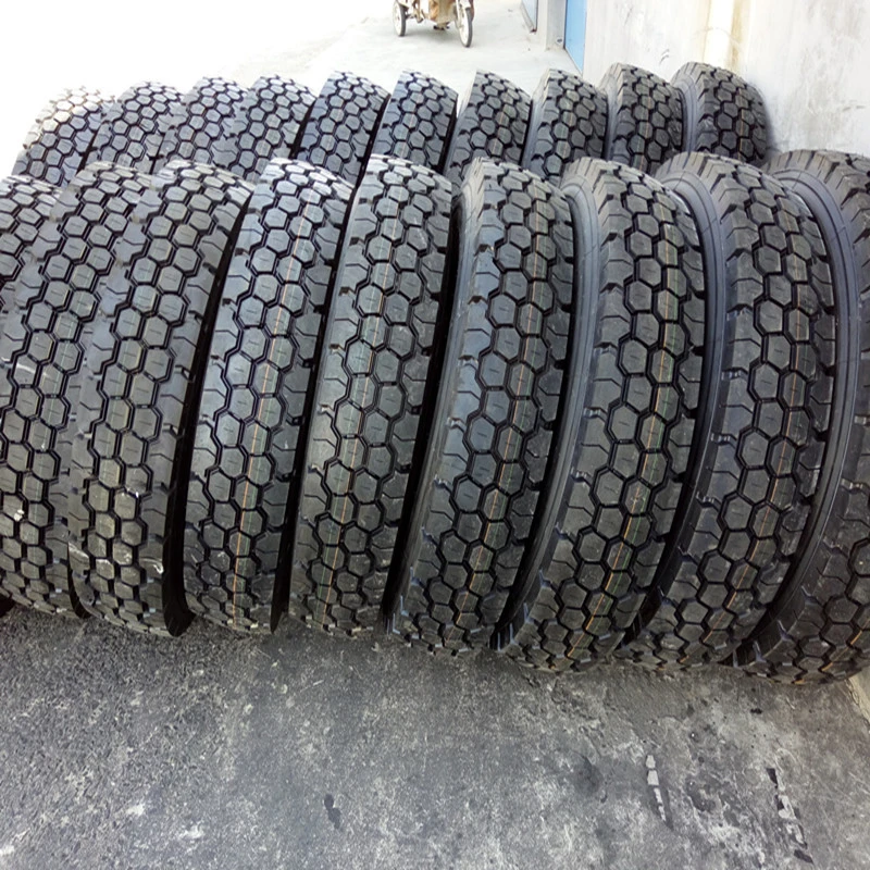 Car Winter Snow Tire for Car 205/65r15 235/45r18 225/50r17 205/55r16 195/65r15 175/65/R14 225/55/17 Tubless