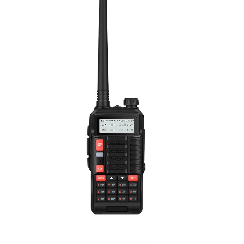 أحدث طراز راديو Baofeng UV-6بالإضافة إلى ووكي توكي ثنائي الاتجاه 8W 128CH جهاز الإرسال والاستقبال الذي يتم التعامل معه