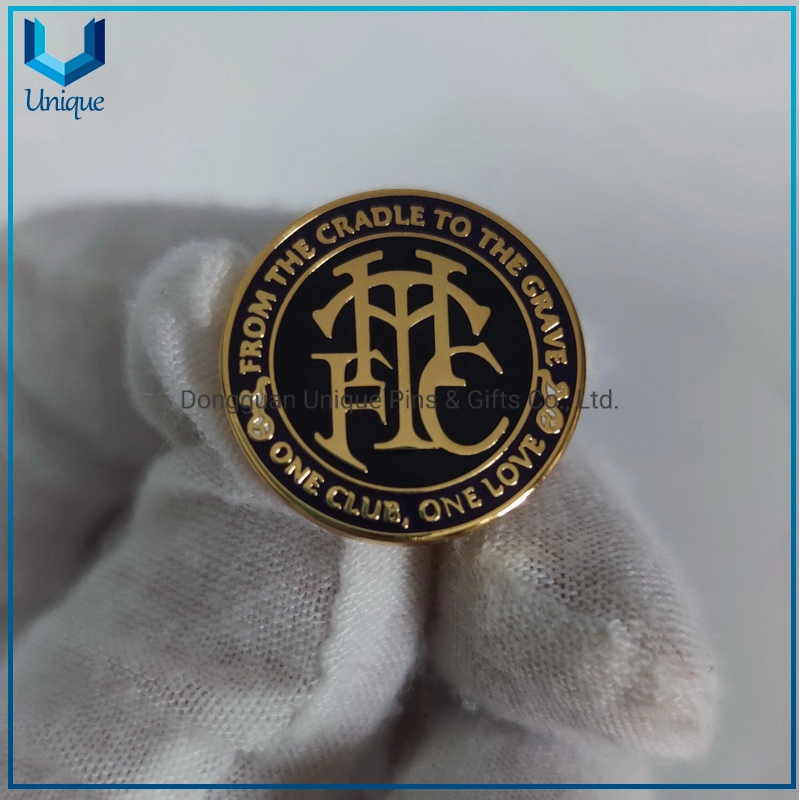 Fábrica al por mayor Rendimiento de alta calidad/alto costo Die Strike Hard Enamel 20mm Escuela Badge, Gold Metal Party emblema para los mejores regalos promocionales