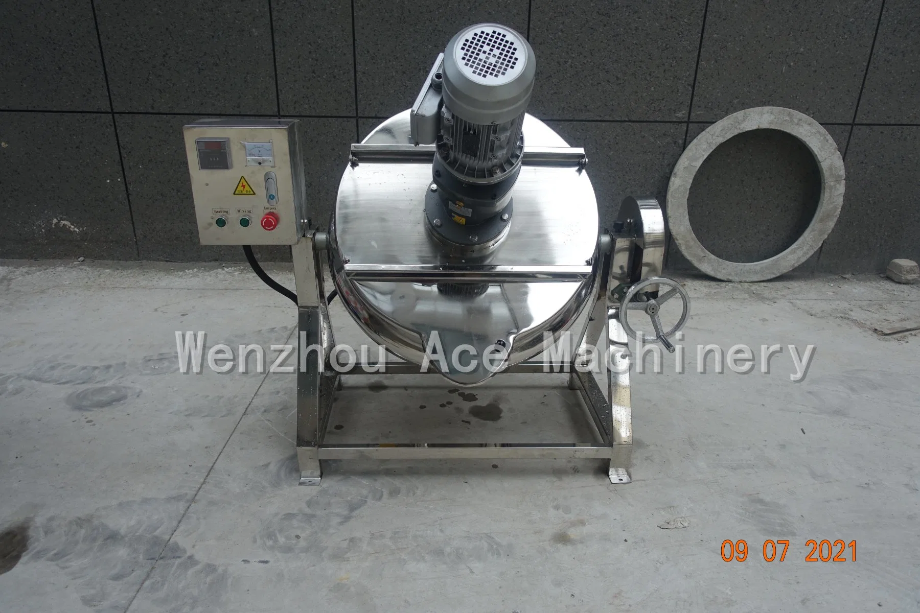 Factory Price Industrial Double Layer Cooking Mixer Machine 400-500litre for Condiments, Paste, Sauces etc