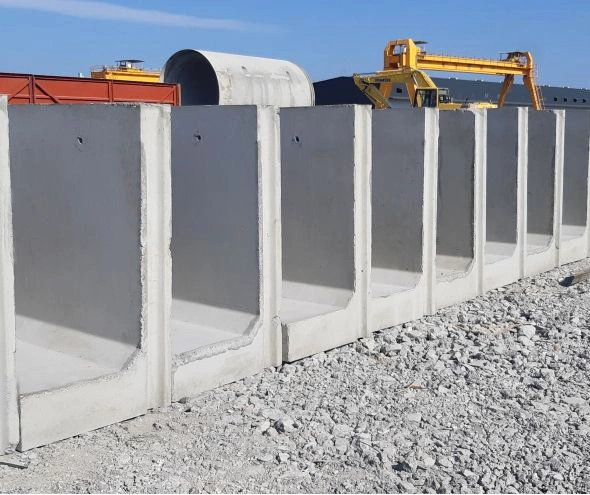 Moule de mur de retenue pour béton préfabriqué avancé