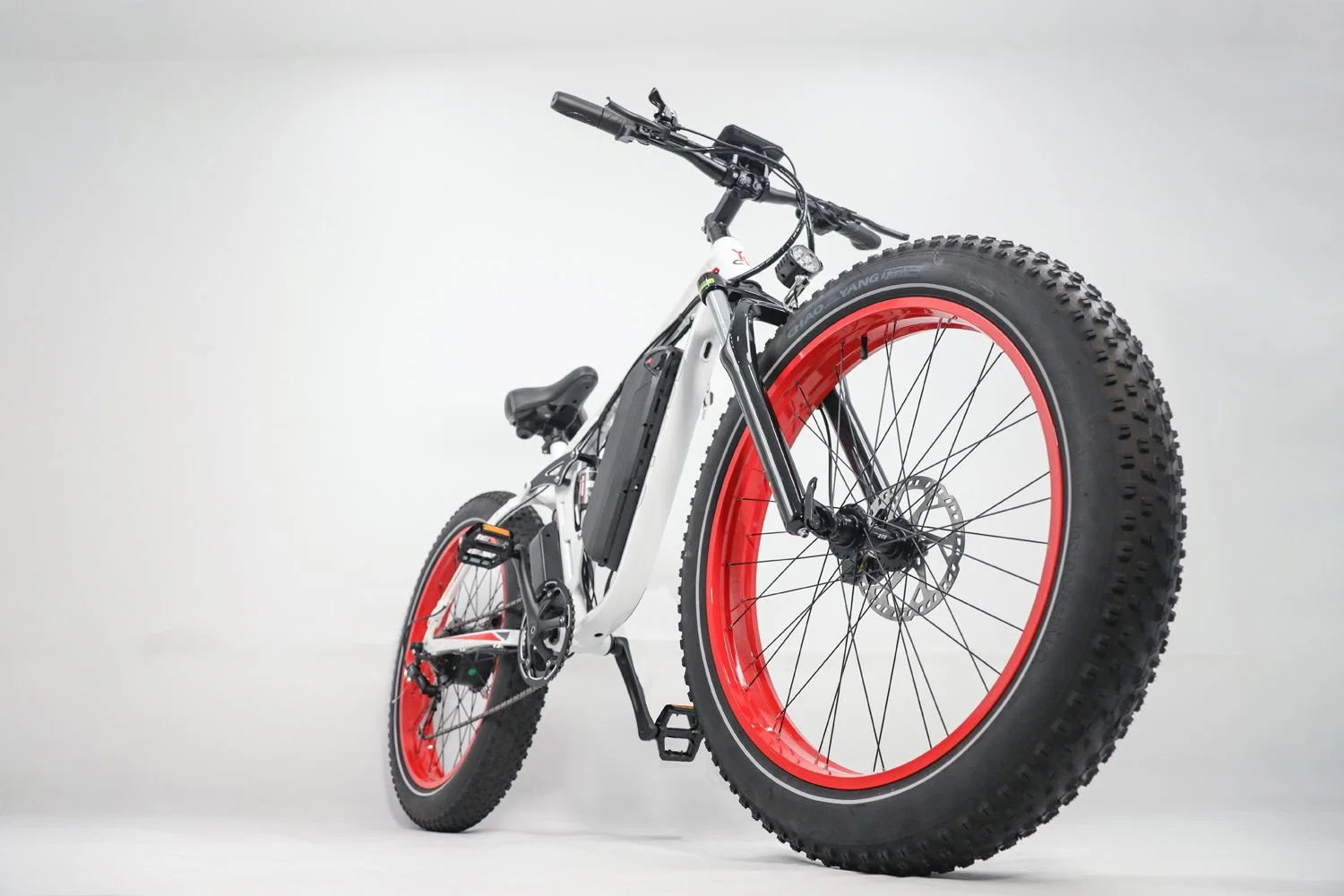 Bicicleta elétrica Giorrad, bicicleta elétrica em modo 750W com pneus de 26X4.0 Fat, 7 Speed e amortecedor duplo eBike, bicicletas elétricas com bateria amovível de 48V