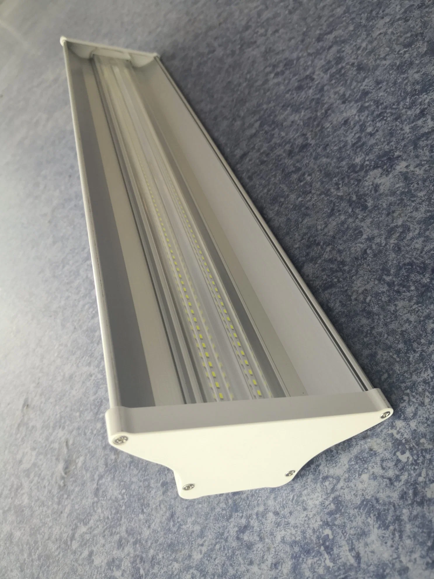 Suspensão moderna forma retangular de Alumínio Linear LED Lâmpada pendente no depósito