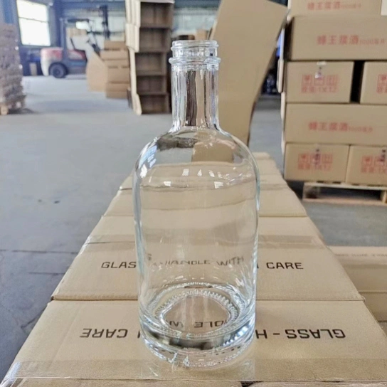 500ml 1000 ml al por mayor Vodka transparente espesada botellas de vino vacías