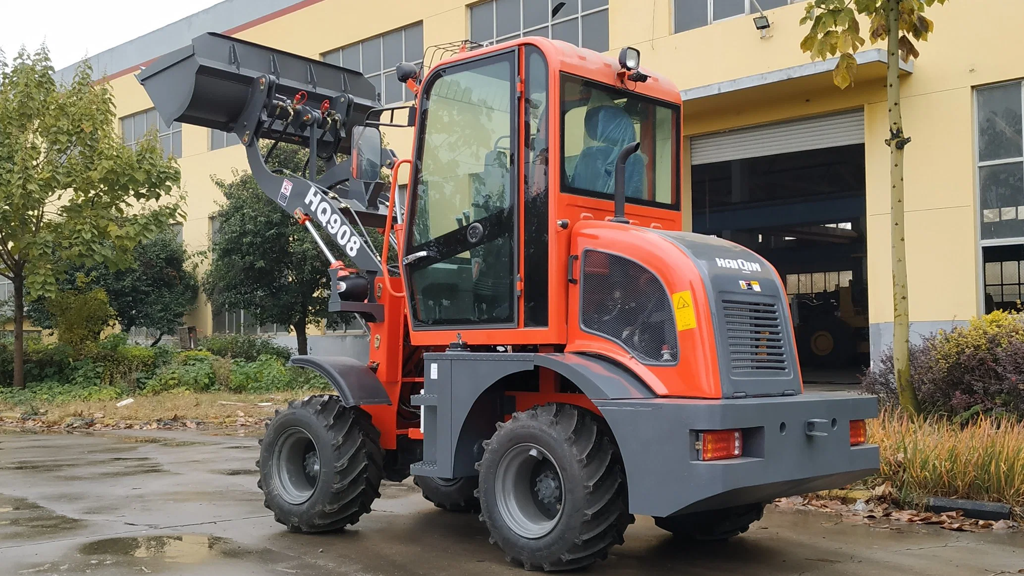 Made in China Strong Compact (HQ908) with CE Mini Front Loader