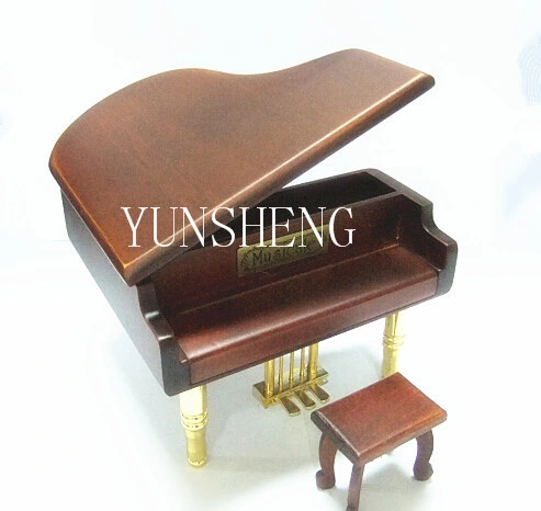 Red Wooden Piano Musical Box Elegant Music Box بمناسبة عيد الميلاد هدية (LP-44)