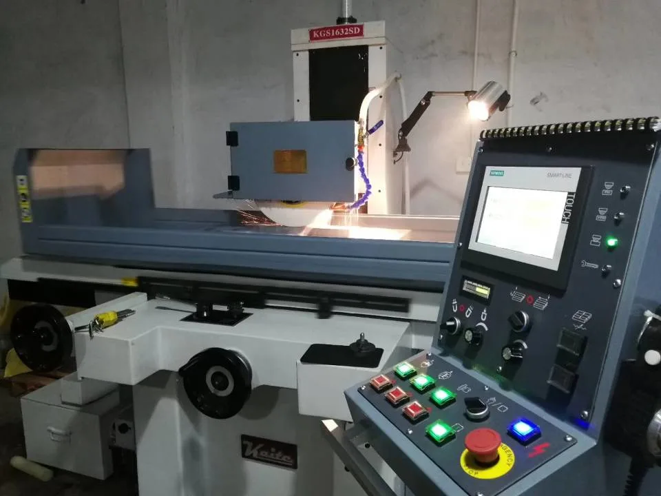 Three-Axis Rectificadora automático