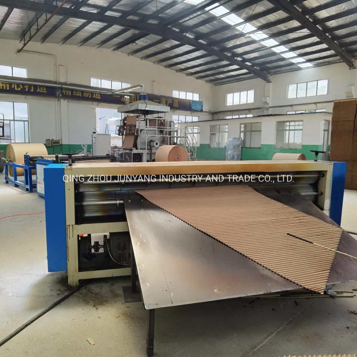 740 Type Cooling Pad Making Machine Line